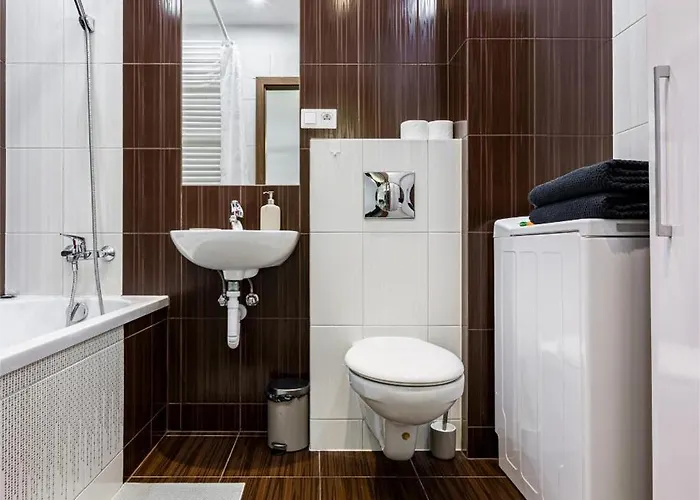 Tarnogaj - Terrace, Park Nearby - By Rentujemy Wroclaw