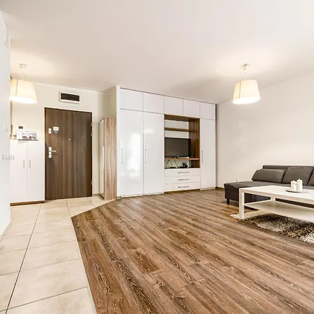 Tarnogaj - Terrace, Park Nearby - By Rentujemy Βρότσλαβ